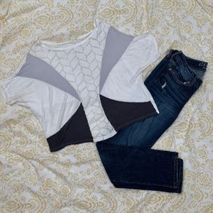 Short sleeve baggy tee with fun gray scale design.